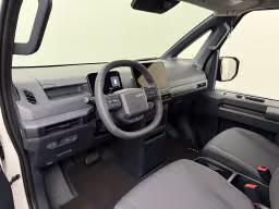 Kia PV5 Cargo 71.2KWH Long Range Business ( 416Km WLTP ) | 150 km | 2026 |  pk