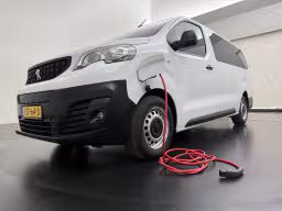 Peugeot e-Expert Extralang 75 kWh | Elektrisch | 81.576 km | 2023 | 136 pk