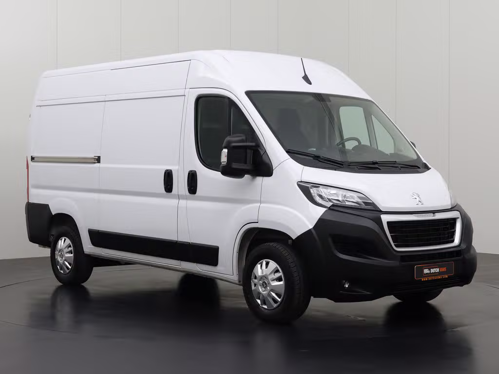 Peugeot Boxer 140PK L2H2 Business | 22.638 km | 2024 | 140 pk