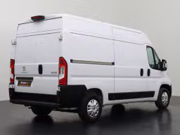 Peugeot Boxer 140PK L2H2 Business | 22.638 km | 2024 | 140 pk
