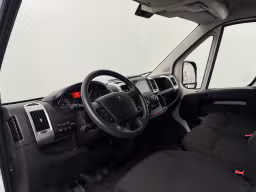 Peugeot Boxer 140PK L2H2 Business | 22.638 km | 2024 | 140 pk