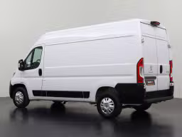 Peugeot Boxer 140PK L2H2 Business | 22.638 km | 2024 | 140 pk