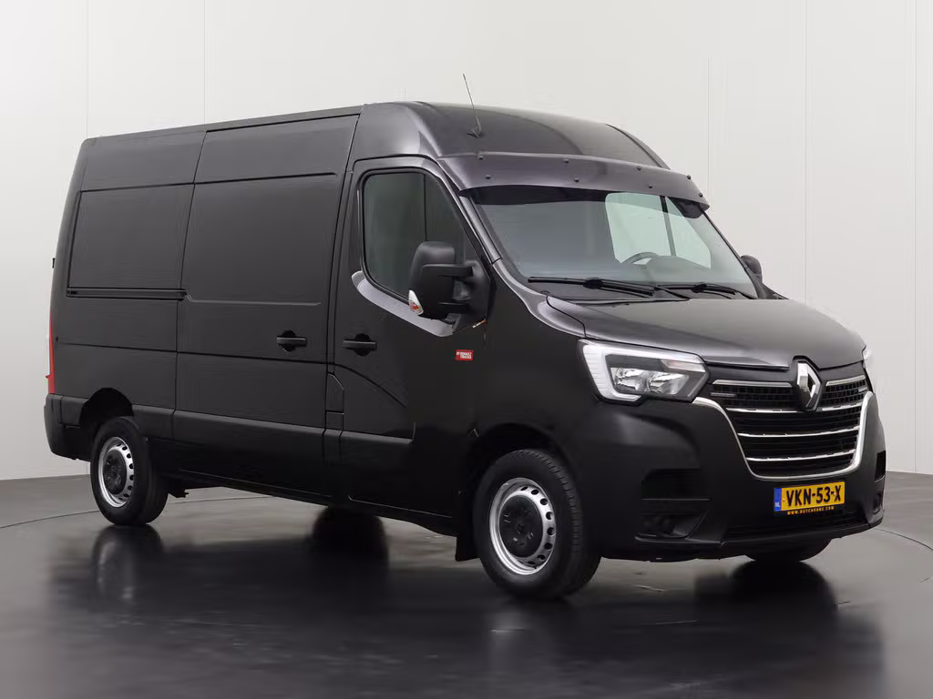 Renault Master 2.3DCi 135PK L2H2 Black Edition | 161.624 km | 2021 | 135 pk