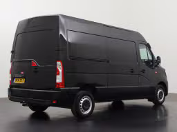 Renault Master 2.3DCi 135PK L2H2 Black Edition | 161.624 km | 2021 | 135 pk