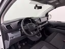 Opel Vivaro Combi 1.5CDTI Lang Personenbus | Kombi | 9-Persoons | 134.230 km | 2021 | 120 pk