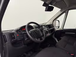 Opel Movano 140PK Bakwagen | Laadklep | Dakspoiler | Camera | 45.195 km | 2024 | 140 pk