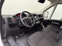 Opel Movano 140PK Bakwagen+Laadlift | 1046Kg Laden | 68.894 km | 2023 | 143 pk