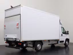 Opel Movano 140PK Bakwagen+Laadklep | 53.049 km | 2024 | 140 pk