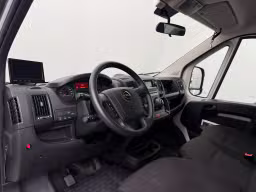 Opel Movano 140PK Bakwagen+Laadklep | 53.049 km | 2024 | 140 pk