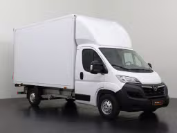 Opel Movano 140PK Bakwagen+Laadklep | 61.649 km | 2024 | 140 pk