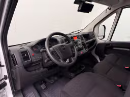 Opel Movano 2.2HDi Bakwagen+Laadklep | 54.248 km | 2024 | 140 pk