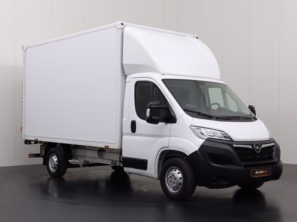 Opel Movano 140PK Bakwagen+Laadklep | 47.301 km | 2024 | 140 pk
