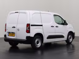 Opel Combo 1.5BlueHDi 100 S&S ( 2023 ) | 122.272 km | 2023 | 102 pk
