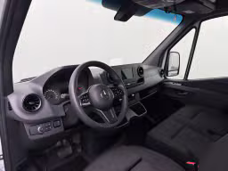 Mercedes-Benz Sprinter 317CDi Automaat Bakwagen+Laadklep | 61.610 km | 2024 | 170 pk