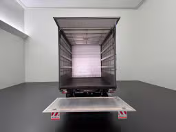 Mercedes-Benz Sprinter 317CDI Automaat Bakwagen+Laadklep | Schuifzeilen | 147.000 km | 2023 | 170 pk