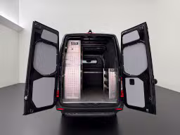 Mercedes-Benz Sprinter 317CDI Automaat L2H2 | Led | Kastinrichting | 170.900 km | 2023 | 170 pk