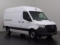 Mercedes-Benz Sprinter 319CDi Automaat L2H2 | 3500Kg Trekhaak | 143.369 km | 2022 | 190 pk