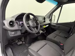 Mercedes-Benz Sprinter 319CDi Automaat L2H2 | 3500Kg Trekhaak | 143.369 km | 2022 | 190 pk