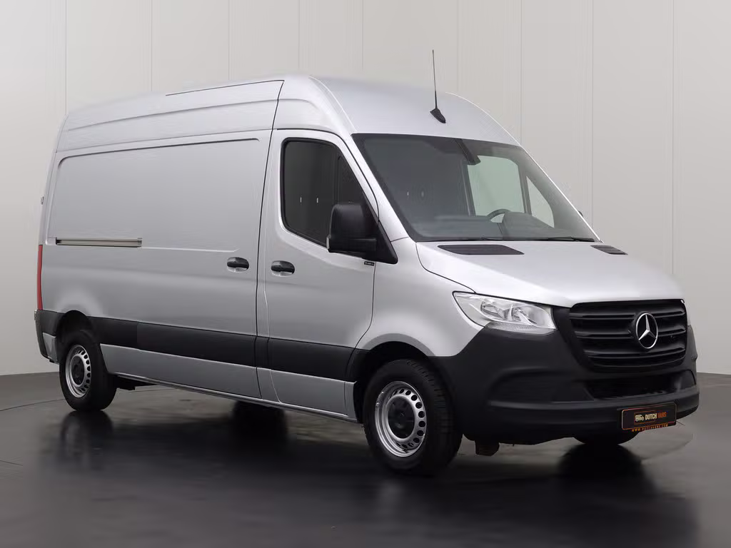 Mercedes-Benz Sprinter 9G-tronic Automaat L2H2 | 63.493 km | 2022 | 150 pk