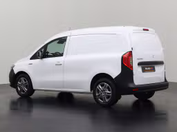 Mercedes-Benz eCitan Elektrisch | SOH 99,6% | 3-Zits | Navigatie | Multimedia | 25.617 km | 2024 |  pk