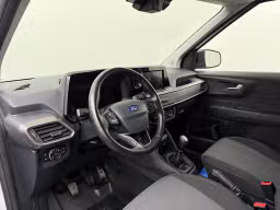 Ford Transit Courier Ecoblue | 18.503 km | 2024 | 101 pk