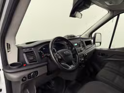 Ford Transit Bakwagen+Laadklep | Dubbellucht | 123.136 km | 2022 | 131 pk