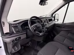 Ford Transit 2.0TDCi 170PK Bakwagen+Laadklep | 62.160 km | 2024 | 170 pk