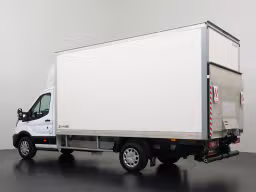 Ford Transit 2.0TDCi 130PK Bakwagen+Laadklep | 46.471 km | 2024 | 131 pk