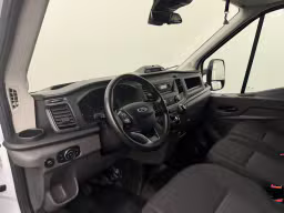 Ford Transit 2.0TDCi 130PK Bakwagen+Laadklep | 40.858 km | 2024 | 131 pk