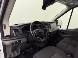 Ford Transit 2.0TDCI 130PK L3H2 | Imperiaal | Trekhaak | 123.171 km | 2023 | 129 pk