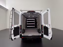 Ford Transit 2.0TDCI 130PK L3H2 | Imperiaal | Trekhaak | 123.171 km | 2023 | 129 pk