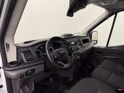 Ford Transit 2.0TDCI 130PK L2H2 Business | 32.436 km | 2024 | 131 pk