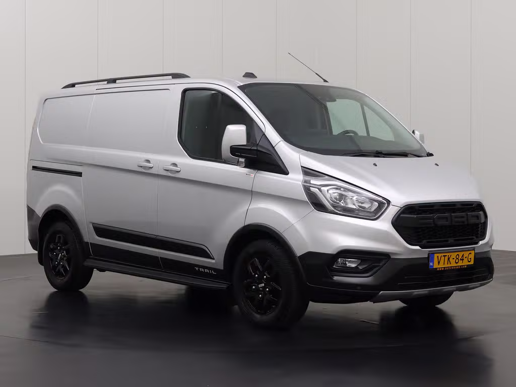 Ford Transit Custom 2.0TDCI 130PK Trail | Leder | 2xSchuifdeur | 2500Kg Trekhaak | 151.875 km | 2023 | 131 pk