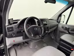 Volkswagen Crafter 2.0TDI 136PK L2H3 Laadklep | 185.791 km | 2015 | 136 pk