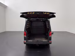 Volkswagen Transporter 2.0TDI Business | Trekhaak | 202.485 km | 2022 | 90 pk
