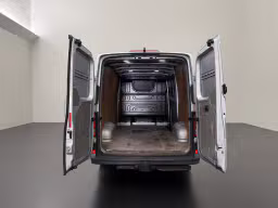 Volkswagen Crafter 2.0TDI 177PK Automaat L3H2 Highline | Trekhaak 3000Kg | 178.708 km | 2019 | 177 pk
