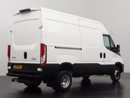 Iveco Daily 35C18HV 3.0Ltr Hi-Matic Automaat L2H2 | 3500Kg Trekhaak | 173.418 km | 2021 | 179 pk