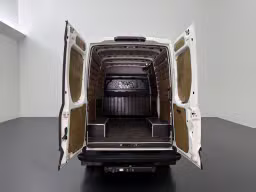 Iveco Daily 35C18HV 3.0Ltr Hi-Matic Automaat L2H2 | 3500Kg Trekhaak | 173.418 km | 2021 | 179 pk