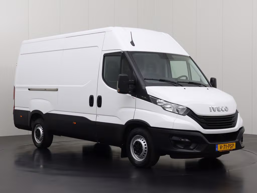 Iveco Daily 35S16 L2H2 | 3500 Kg Trekken | 69.300 km | 2024 | 156 pk