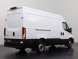 Iveco Daily 35S16 Hi-Matic Automaat L2H2 ( 2024 ) | 59.673 km | 2024 | 156 pk