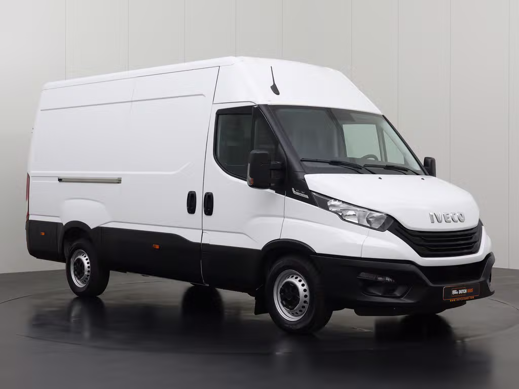 Iveco Daily 35S16 Hi-Matic Automaat L2H2 | 3500Kg Trekken | 64.973 km | 2024 | 156 pk
