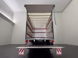 Iveco Daily 35C16 3.0L Bakwagen+Laadklep ( 2025 ) Fabrieksgarantie | 49.253 km | 2024 | 156 pk