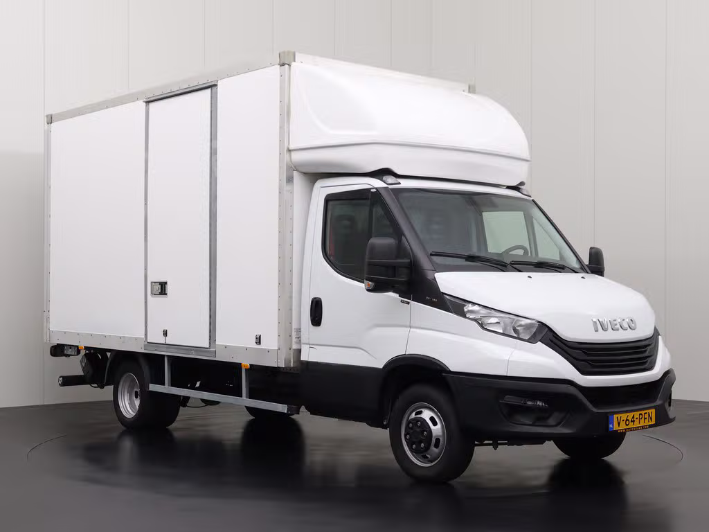 Iveco Daily 35C16 Bakwagen+Laadklep | 3500 Kg Trekhaak | 42.685 km | 2023 | 156 pk