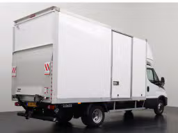 Iveco Daily 35C16 Bakwagen+Laadklep | 3500 Kg Trekhaak | 42.685 km | 2023 | 156 pk
