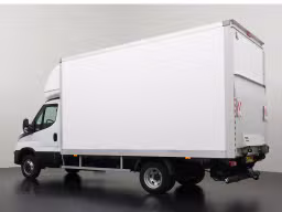 Iveco Daily 35C16 Bakwagen+Laadklep | 3500 Kg Trekhaak | 42.685 km | 2023 | 156 pk