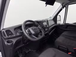Iveco Daily 140PK Bakwagen+Laadklep | 127.617 km | 2023 | 136 pk